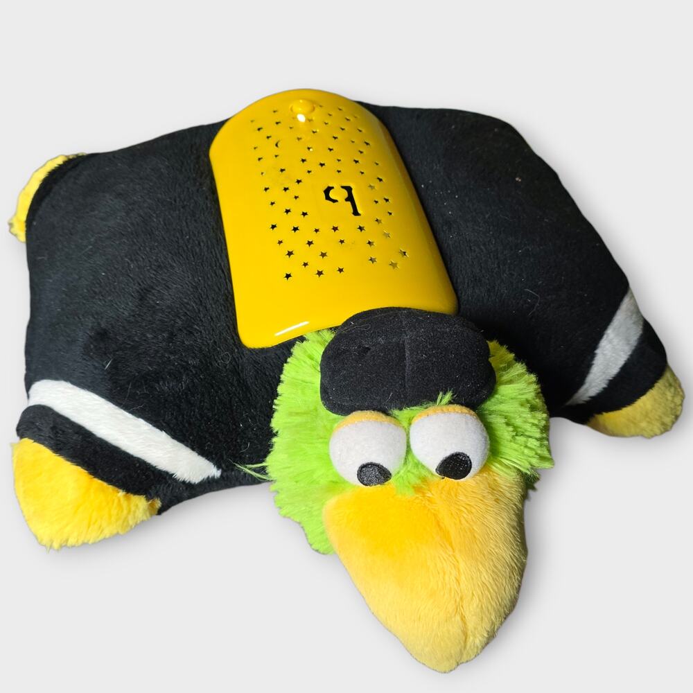 MLB Pittsburgh Pirates Parrot Pillow Pet